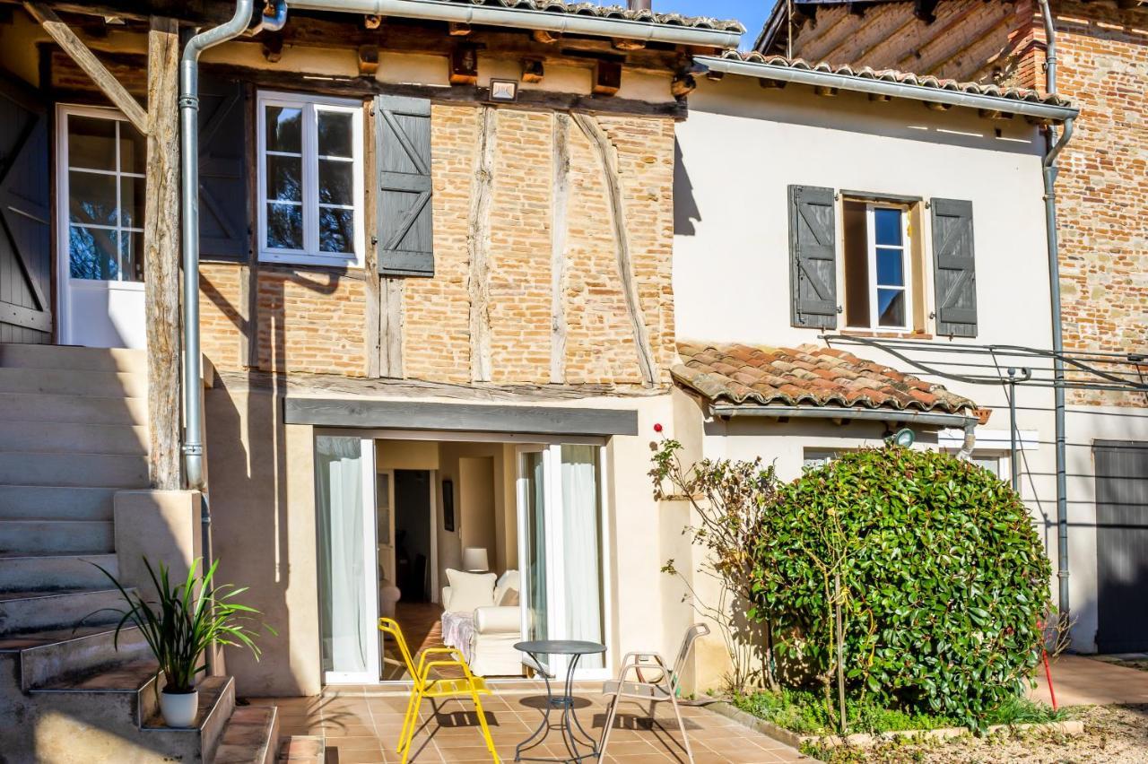 ¨Gite Du Cafe Suquet Giroussens Exterior foto