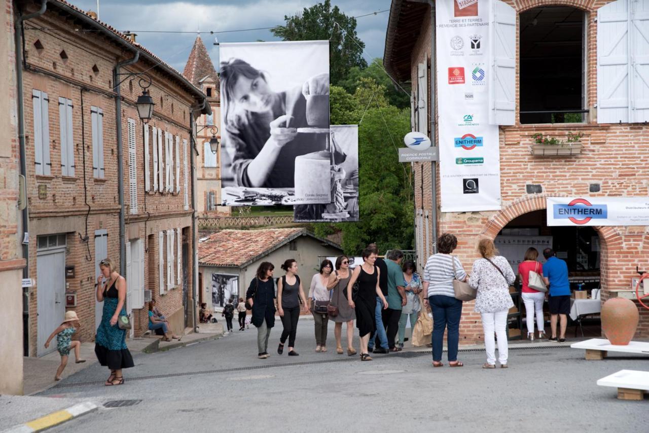 ¨Gite Du Cafe Suquet Giroussens Exterior foto